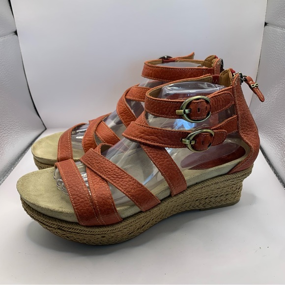 Earthies Leather Strappy Woven Wedge Sandals Womens Size 10B - Picture 7 of 10